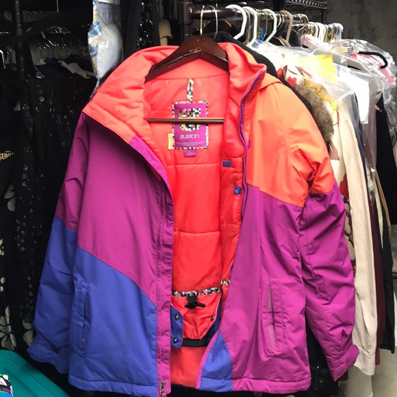 Burton - Picture 2 of 8